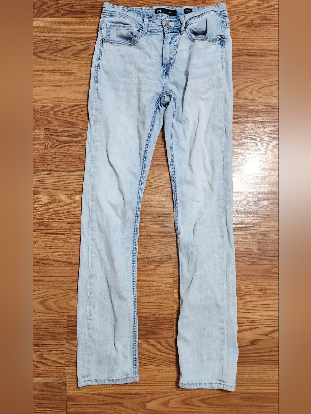 BKE Alec Straight Leg Jeans Mens Size 32x34 Light Wash Denim Stretch Embroidered
